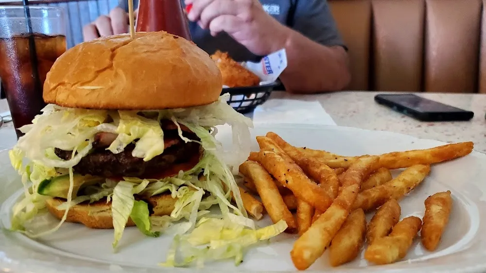 Bacon Avocado Cheeseburger