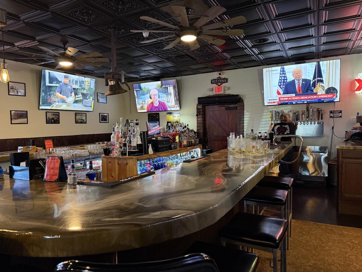 Blondies | Bar & Grill - Route 66